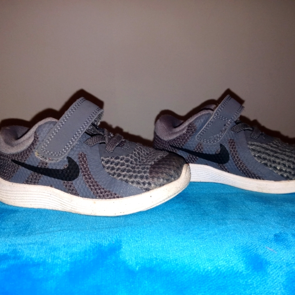 Toddler boys nike